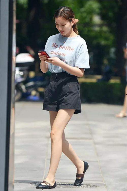 美女街拍视频欧美日韩,美女街拍视频集锦 美女街拍视频欧美日韩,美女街拍视频集锦